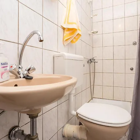 Fuer 3 Personen Ca 35 Qm In Njivice, Kvarner Bucht Krk Apartman