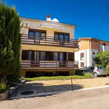 Fuer 3 Personen Ca 35 Qm In Njivice, Kvarner Bucht Krk Apartman *